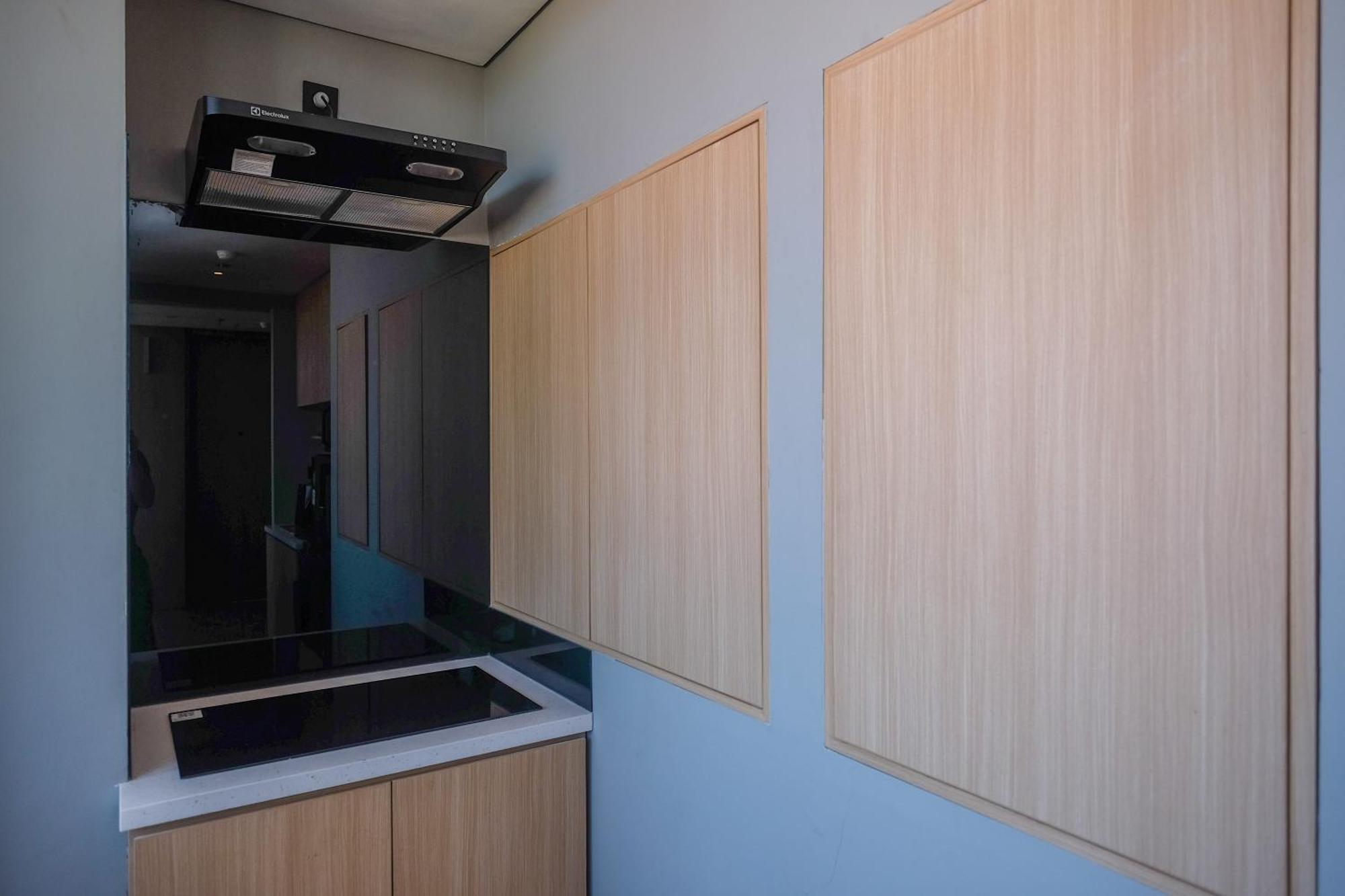 Sans Hotel Rg Living Jogja By Reddoorz Yogyakarta Exterior photo